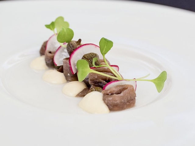 Zori Timeless Restaurant 