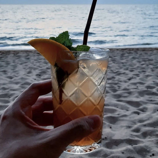  The Glass House Beachfront Bar