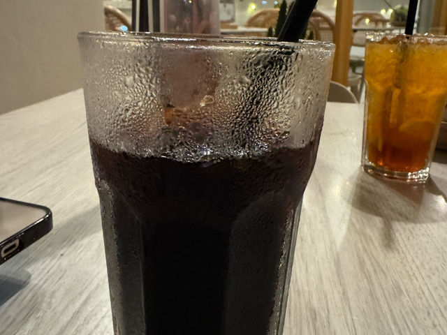 🥤 Warung Ekspres – Not Quite Express, and Not Quite Impressive