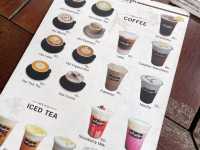 ร้านอาหาร@ชานชาลา กาญจนบุรี บรรยากาศร่มรื่นมาก