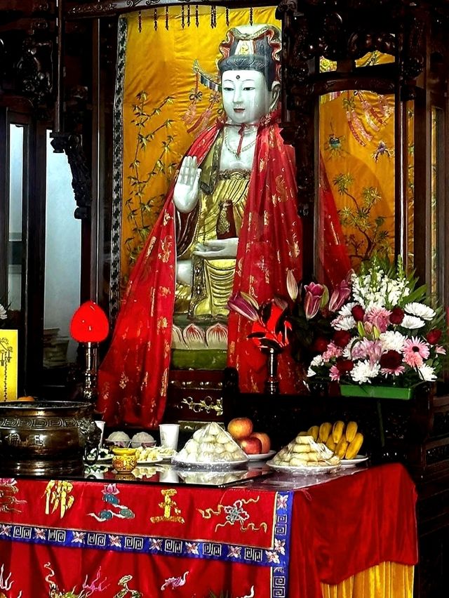 ไหว้พระ🙏วัดพระหยกและวัดJing'an