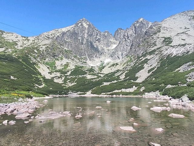 搭三段纜車登斯洛伐克第二高峰洛米基山（Lomnicky stit）