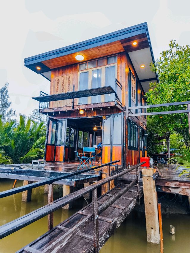 ชุมชนบางตะบูน เพชรบุรี