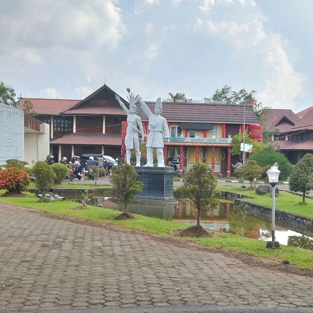Pontianak's Cultural Gem: The West Kalimantan Museum and Dayak Heritage