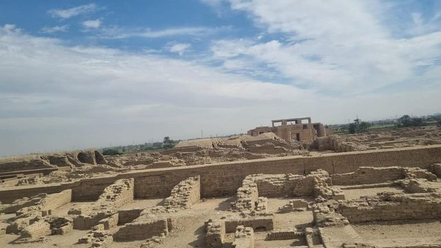 Cairo and Luxor Moments