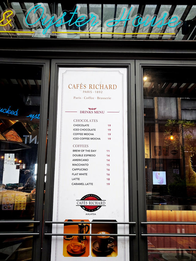Wood-Fired Bliss at Motorino Pizzeria, High Line Genting