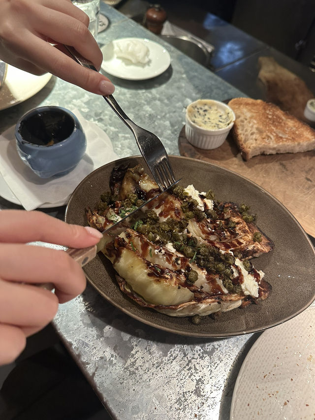 Dining at Lolla: A Taste of Modern Mediterranean in Singapore 🇸🇬 