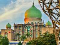 Putra Mosque – A Pink Marvel by the Lake