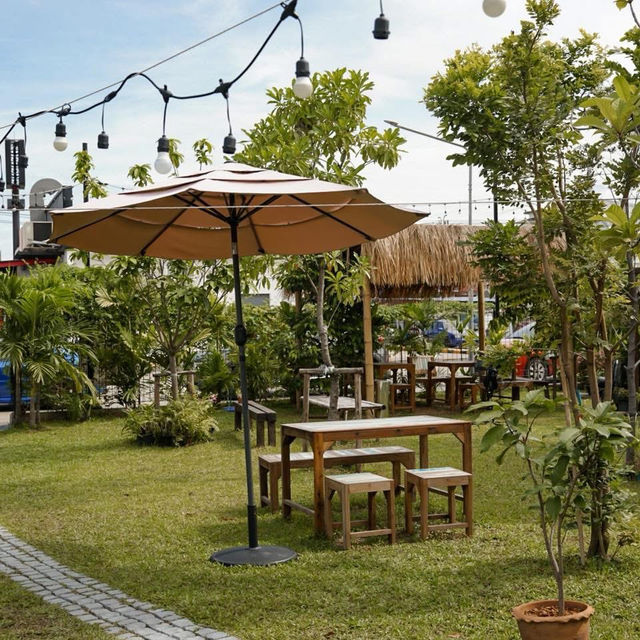 🥬🏡 Butterhead Farm & Cafe