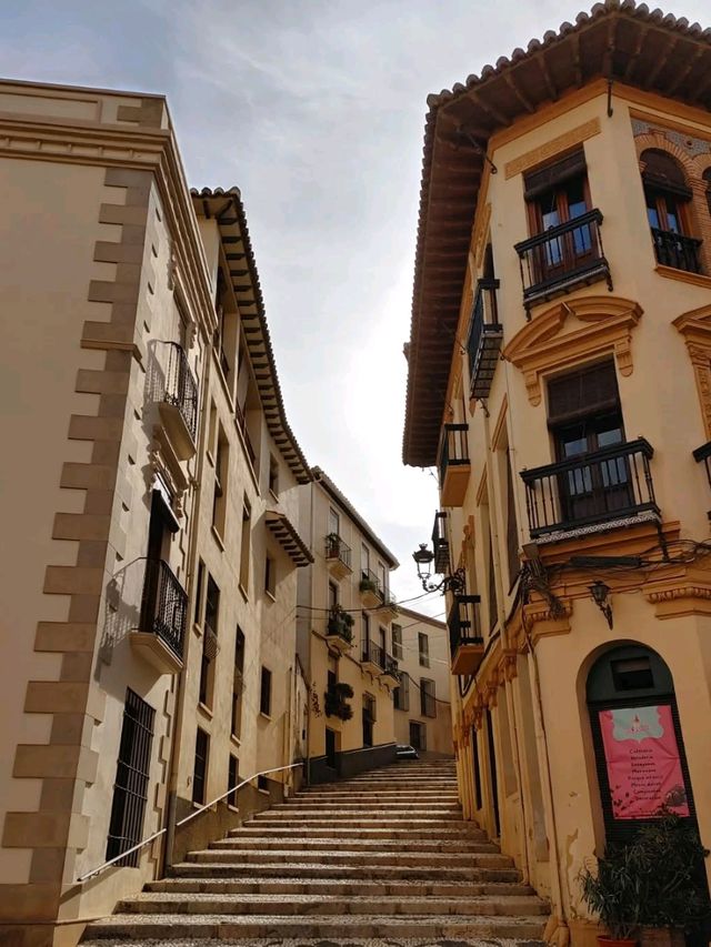 Cave Living and Chill Strolls in Barrio de las Cuevas