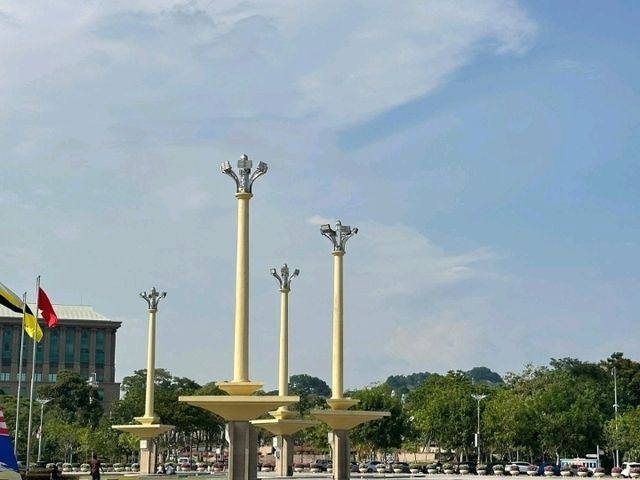 Grand Ambience at Dataran Putra!