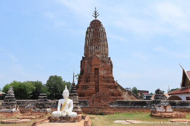 วัดพระศรีรัตนมหาธาตุ สุพรรณบุรี