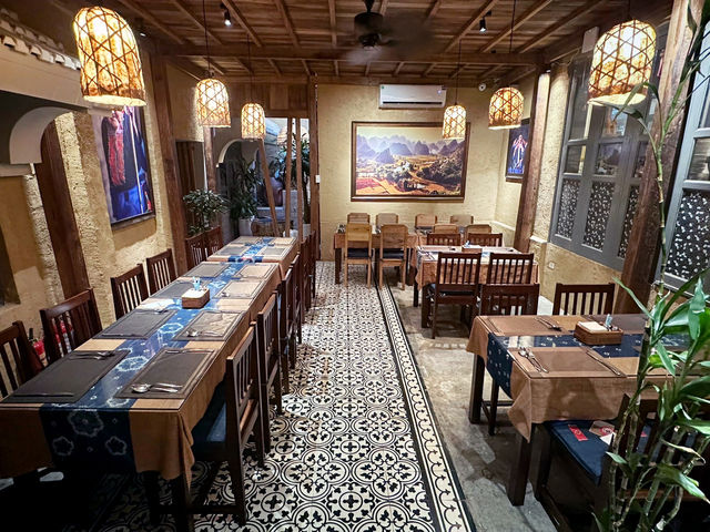🇻🇳古色古香的懷舊SPA飯店