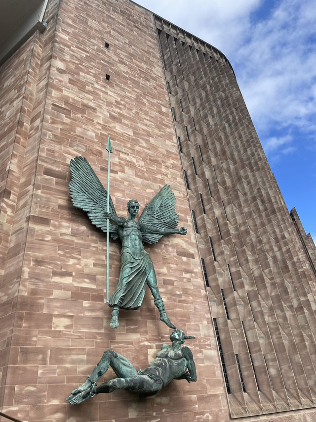 🇬🇧✨ Coventry – เมืองเก่าหัวใจโมเดิร์น
