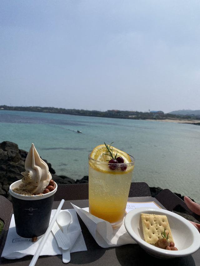 🌸 봄 향기 가득! 제주도 동쪽 여행 코스 🌊✨ 🌸 봄 향기 가득! 제주도 동쪽 여행 코스 🌊✨