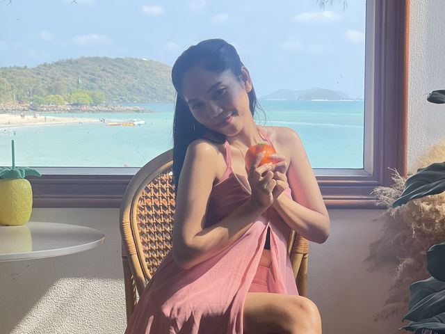 Curve Beach Cafè สัตหีบ 