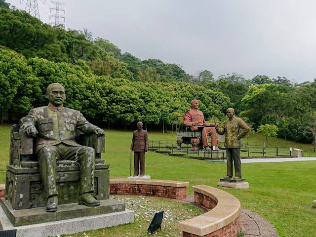 ⛰️🕊️ Tranquil Reflections at Cihu Mausoleum 🌿🏯