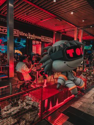 Night Vibes in the Clouds – High Line Bar Street @ Genting