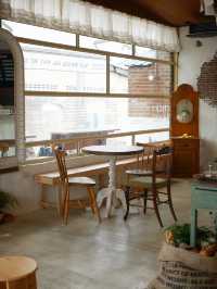 คาเฟ่ Pet Friendly หัวหิน มู้ดเกาหลี 🥯🍋☕️