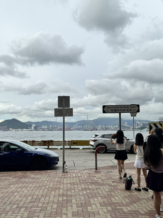 Modern City Pulse🌆 Modern City Pulse🌆