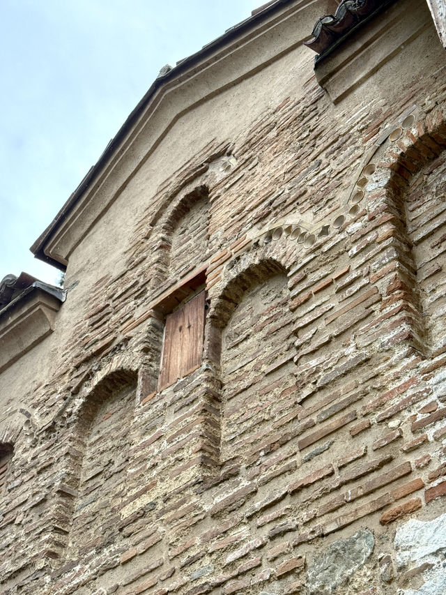 Silent Rain over Centuries of Faith ⛪️ Silent Rain over Centuries of Faith ⛪️