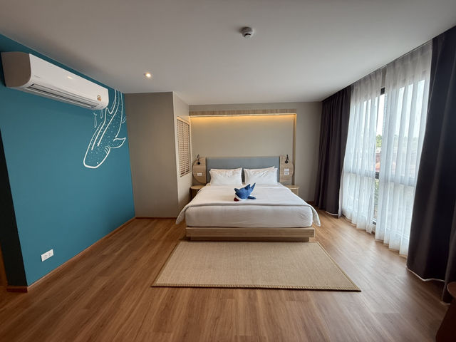 โรงแรมตีมวาฬ!