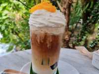 Cafe Oasis Near Phuket Airport: Lotus Leaves, Insta Vibes & Epic Eats 🌿✨