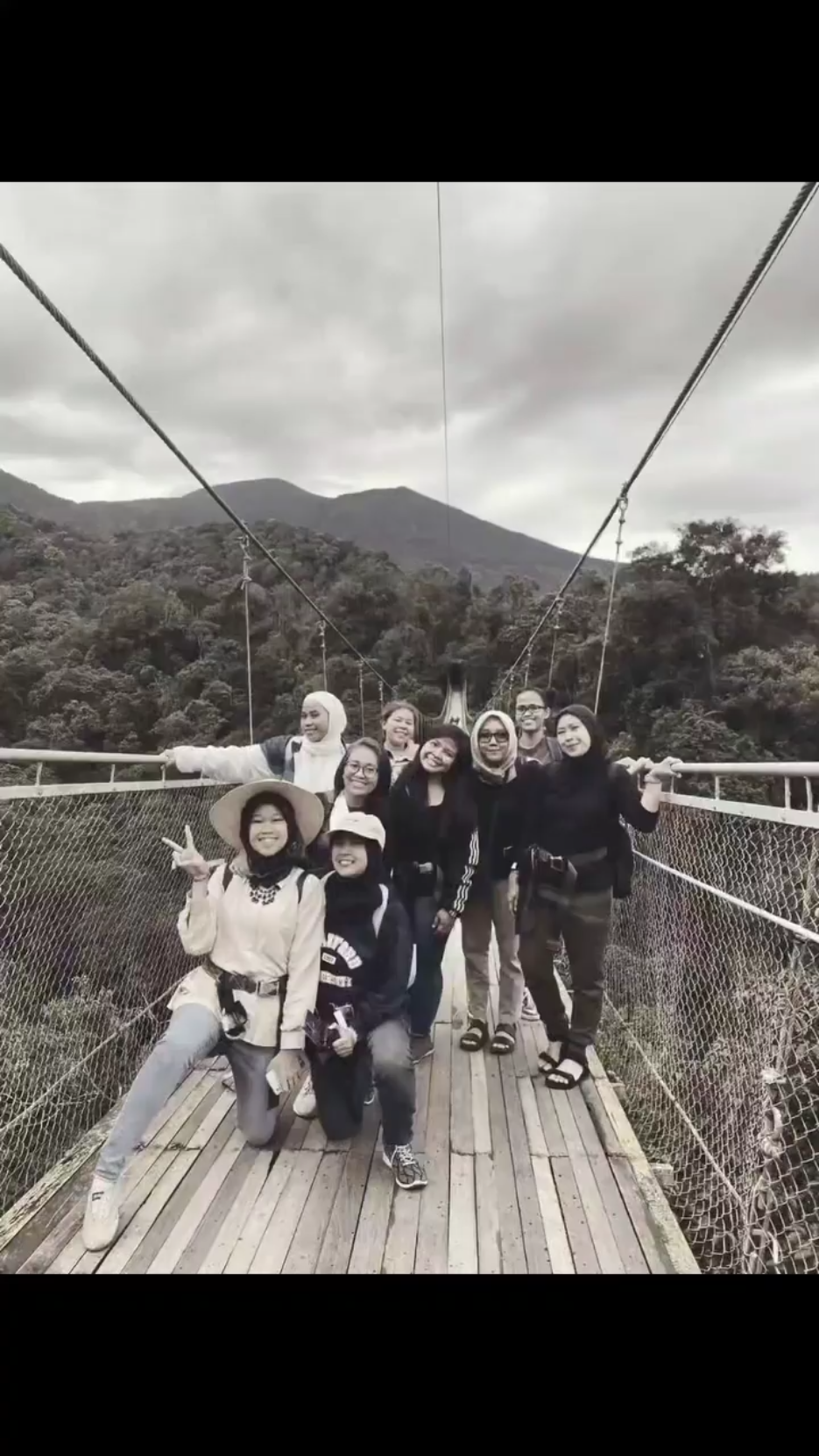 Explore Situgunung Suspension Bridge, Tasikmalaya