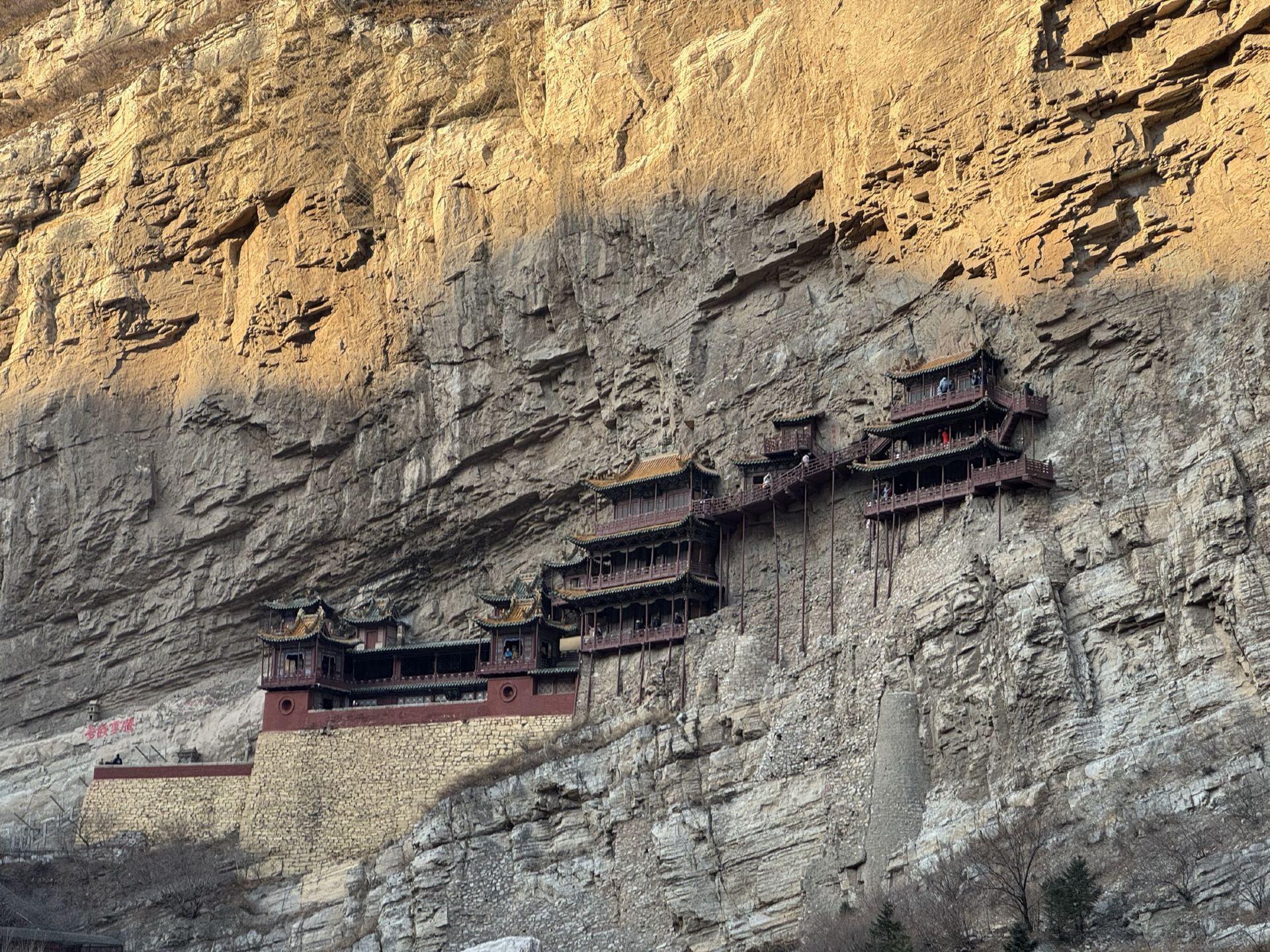 Walking Through a Temple Hanging on a Cliff 😮 | Shanxi 悬空寺