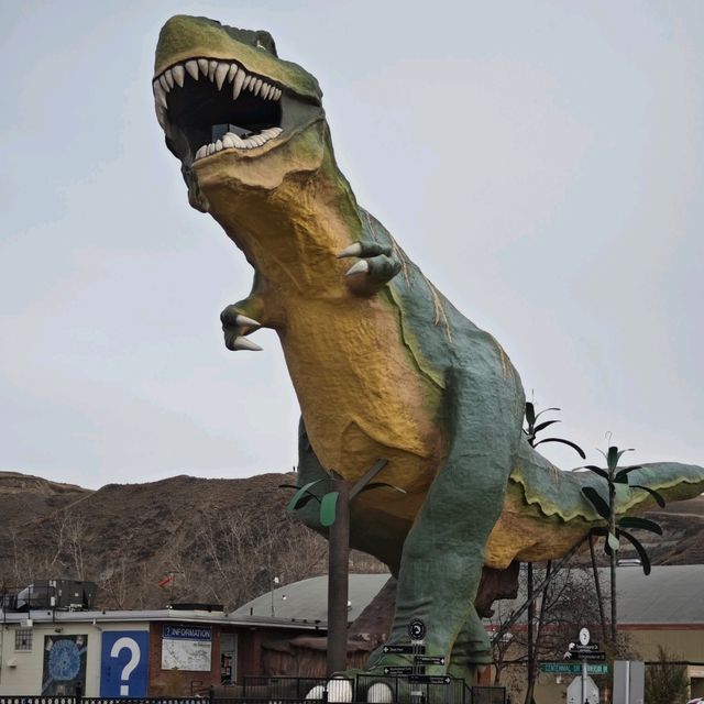 World's Largest Dinosaur 