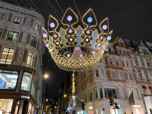 Bond St Christmas Lights Dazzling Elegances 