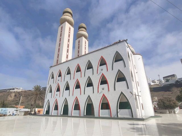 Discovering the Mosque of the Divinity in Dakar
