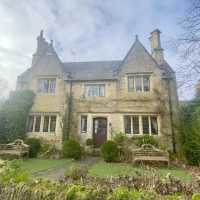 Wonderous Burton-on-the-Water