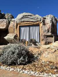 This is insane: a hotel built in ancient rock formations 