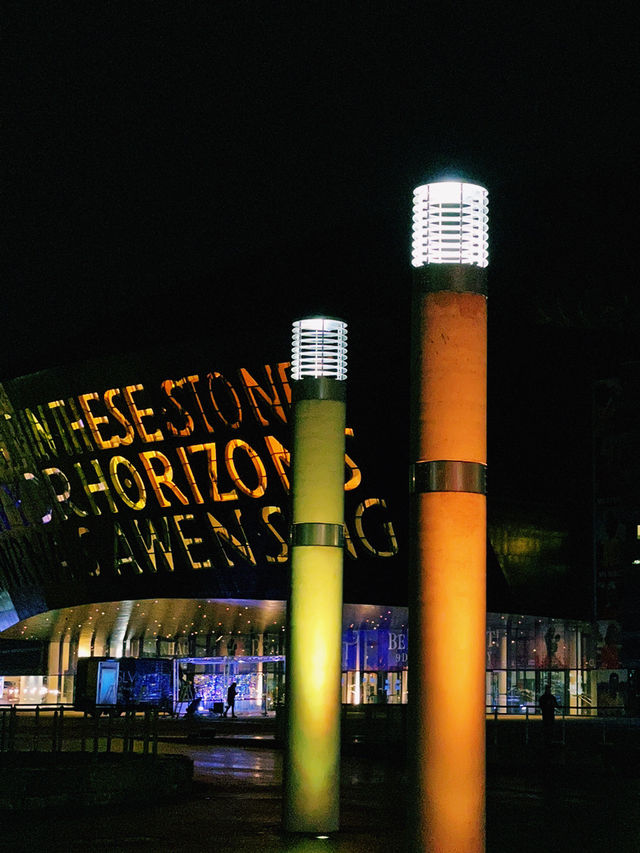 Explore Cardiff: A Vibrant Welsh City with Rich History & Culture