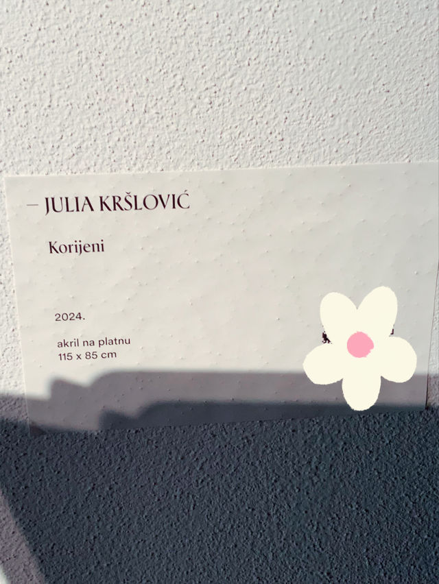 크로아티아 자다르 출신의 여성작가 JULIA KRSLOVIC가 그린