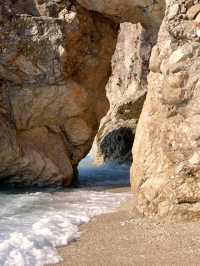Milos — Moon Rocks and Empty Beaches 🌊