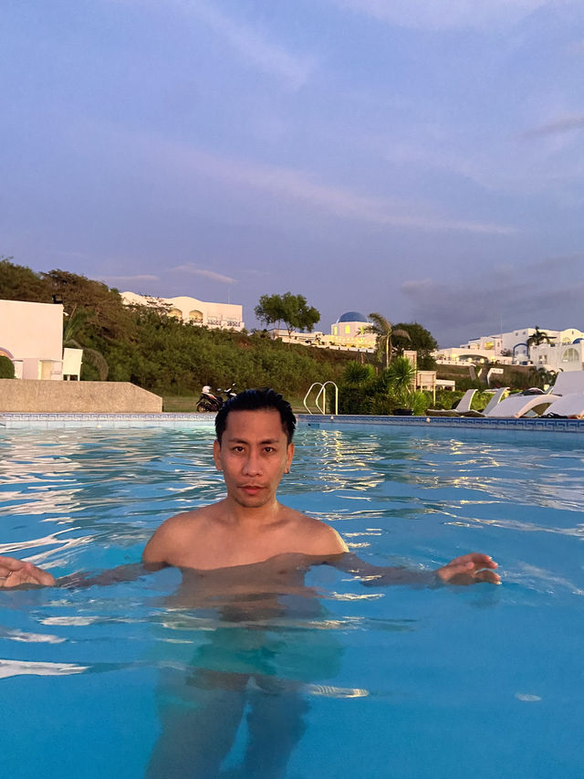 Santorini feels in the heart of the Philippines!