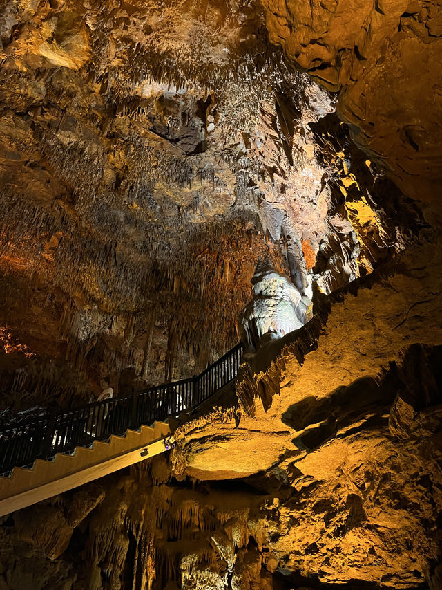 Alanya in 24 Hours – Caves, Castles & Nightlife Under $100