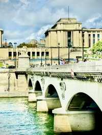 Paris: A Day of Landmarks, Art & Flavour