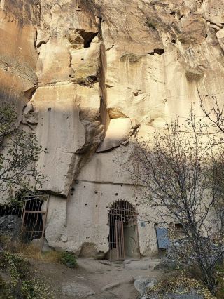 イフララ渓谷 – 古代信仰と隠された歴史の響き