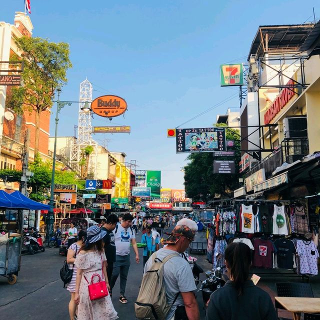 Khaosan Road! 🇹🇭 A Famous Travel Hub! 