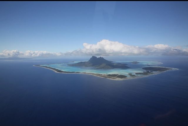 Honeymoon paradise - The St. Regis Bora Bora Resort