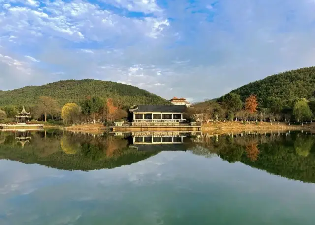 Yixing Yunhu Scenic Area is truly worth a visit