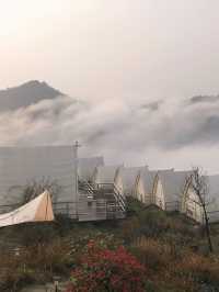 在貴州！住進雲端、打卡凱里懸崖營地