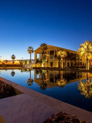 🌊🏨 Valencia's Seaside Gem: Las Arenas Balneario Resort 🌴