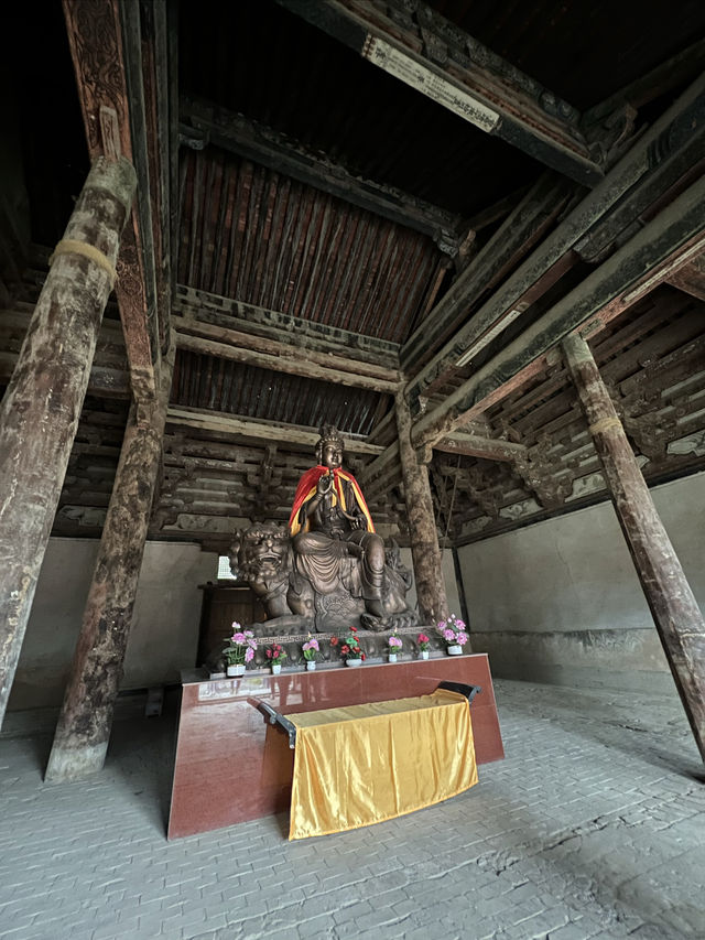 閣院寺文殊殿。