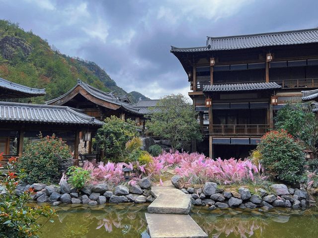 景點推薦打卡：九泄潭風景區。