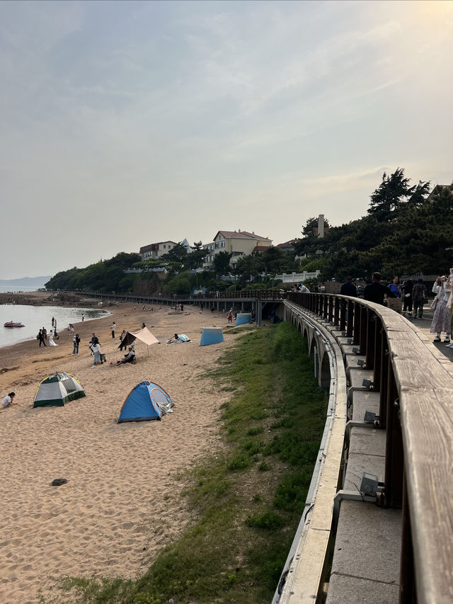 青島第二海水浴場，海邊的寶藏之地。