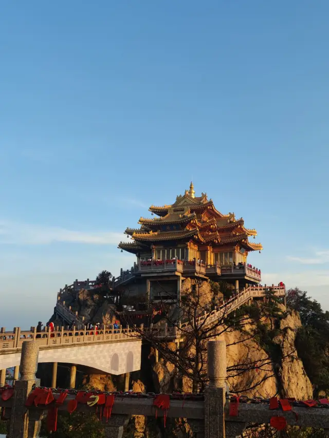 4-day itinerary through Zhengzhou, Luoyang, and Shaolin Temple. 